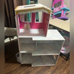 Babie 3 story house! 50+ pieces included with purchase